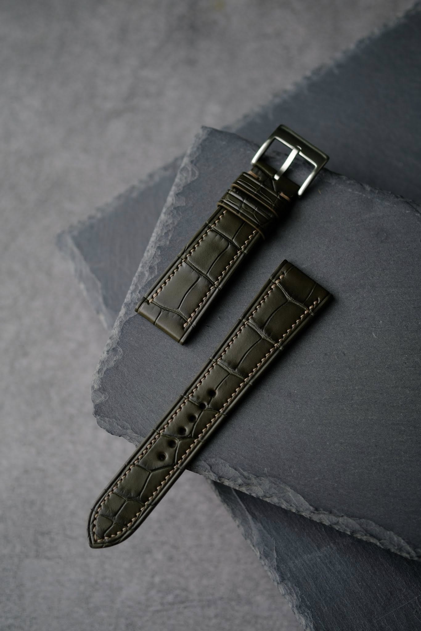 Olive Lux Monaco Alligatorrem